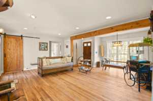 featured image of 1254 Centra Villa Drive Southwest