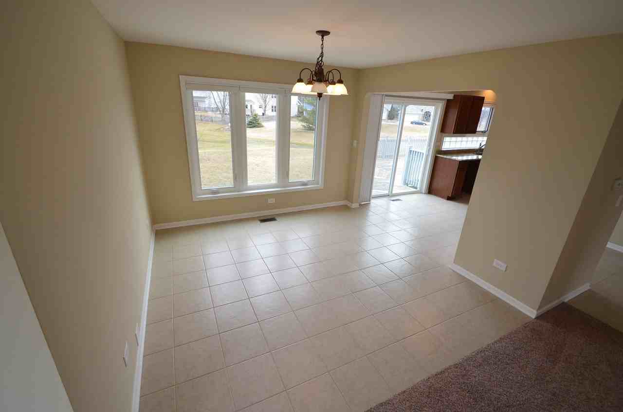 34191 Horseshoe Ln - Photo 3 of 6