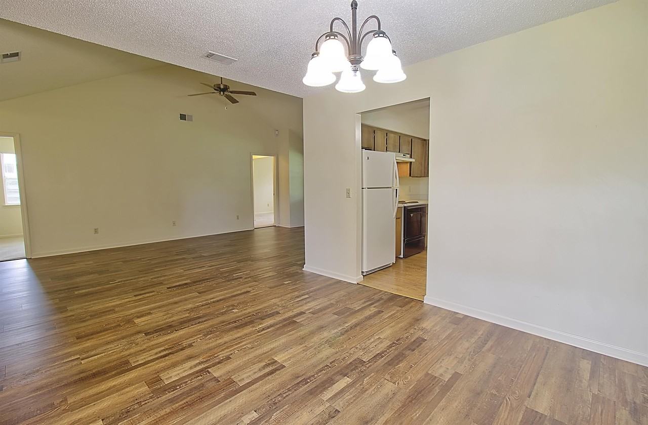 784 Inwood Drive #1 - Photo 6 of 26