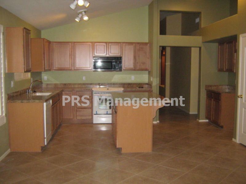 4224 E Bighorn Ave - Photo 2 of 8