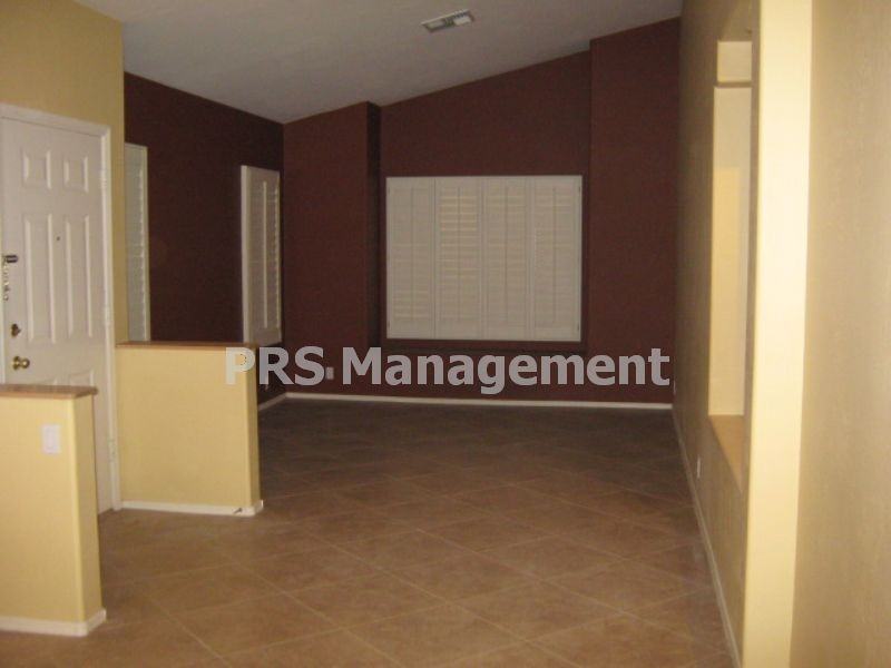 4224 E Bighorn Ave - Photo 3 of 8