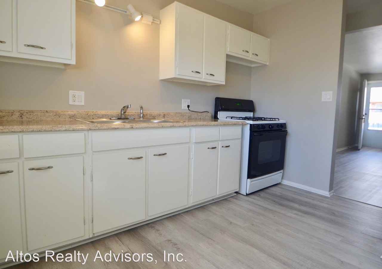 5561 S Delaware St - Photo 2 of 20