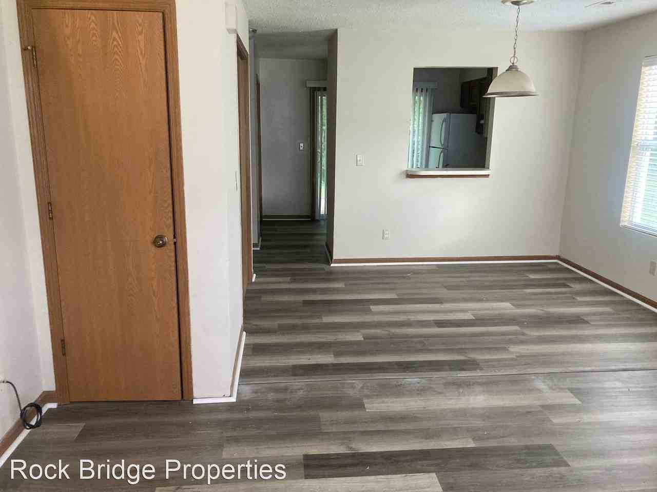 333 Catherine - Photo 2 of 14