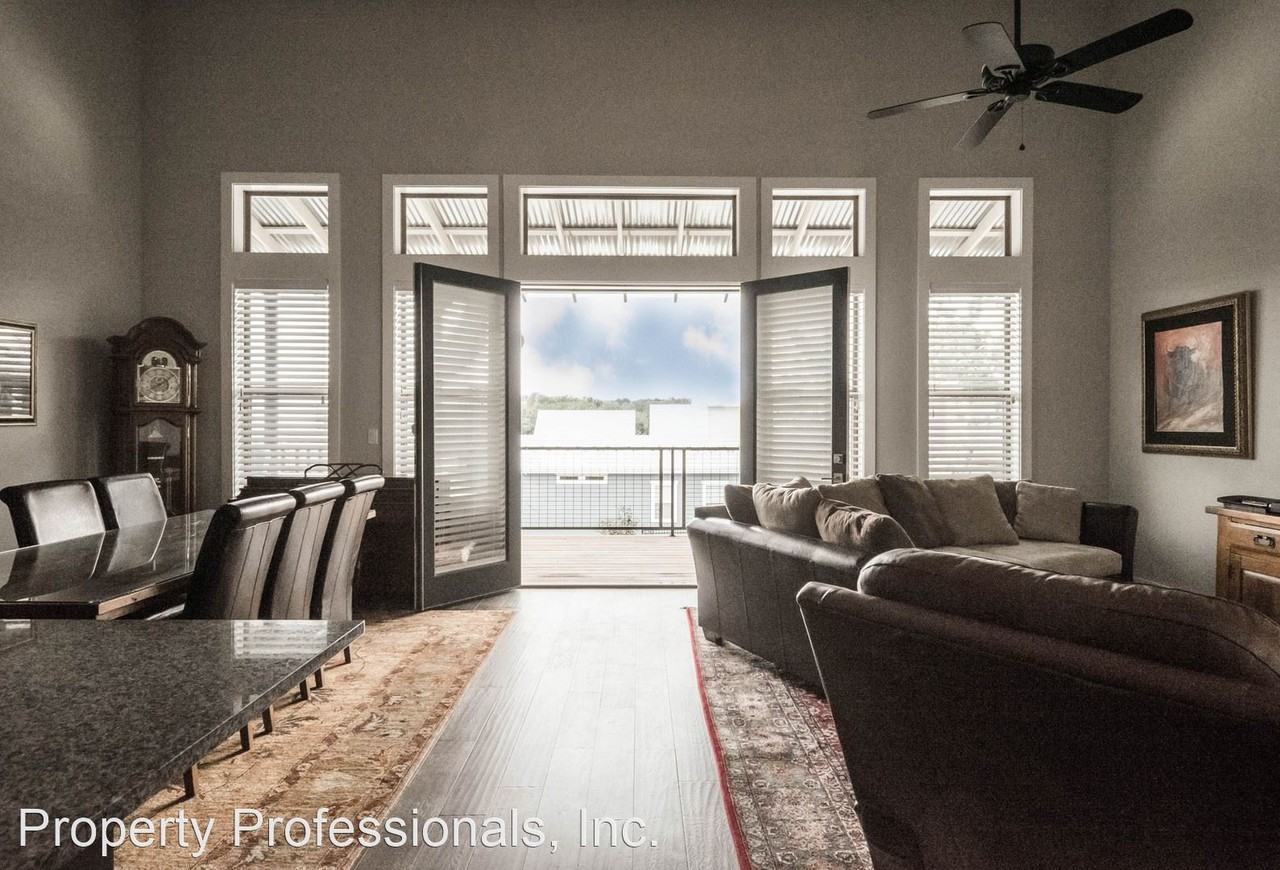 1121 N Academy Ave #B - Photo 2 of 17