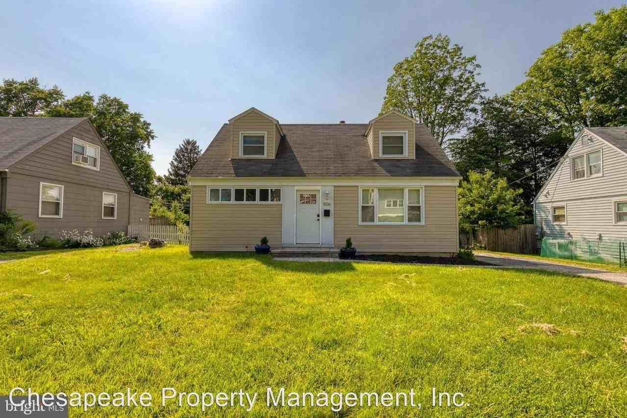 806 Templecliff Rd - Photo 2 of 23