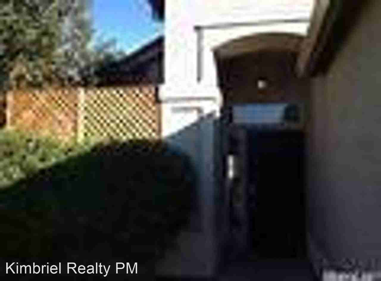 4533 Olympiad Way - Photo 3 of 12