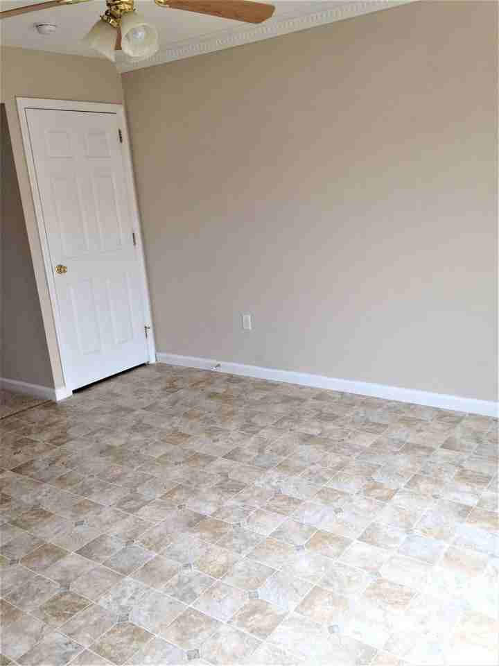 132 Lighthouse Dr - Photo 3 of 12