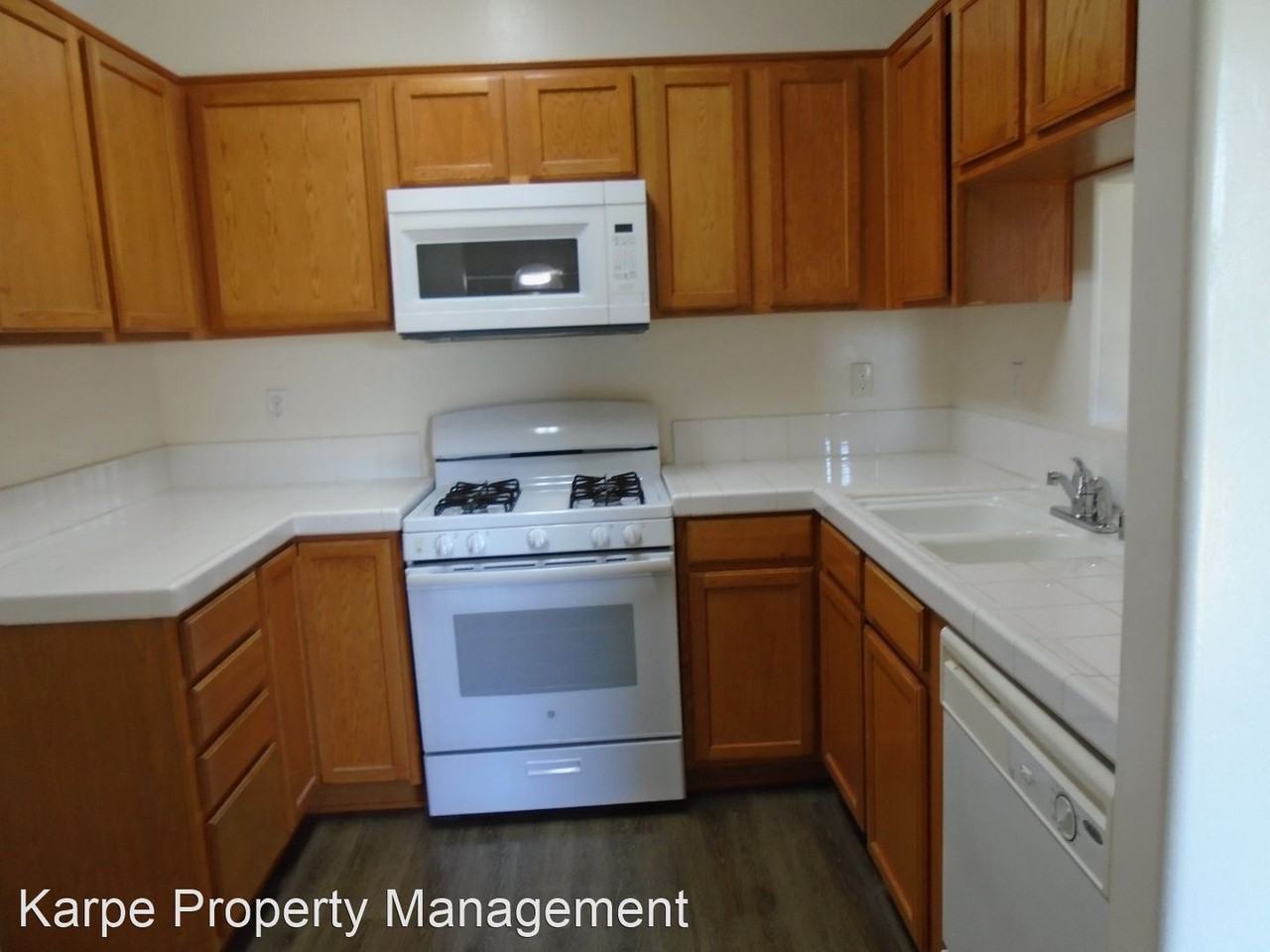 3112 PARK MEADOWS DRIVE - Photo 2 of 7