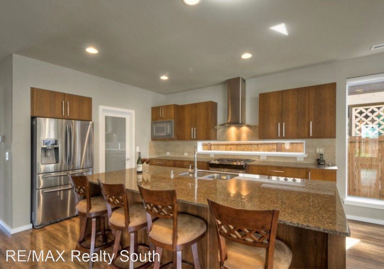 11503 Se 301st Ct - Photo 3 of 19