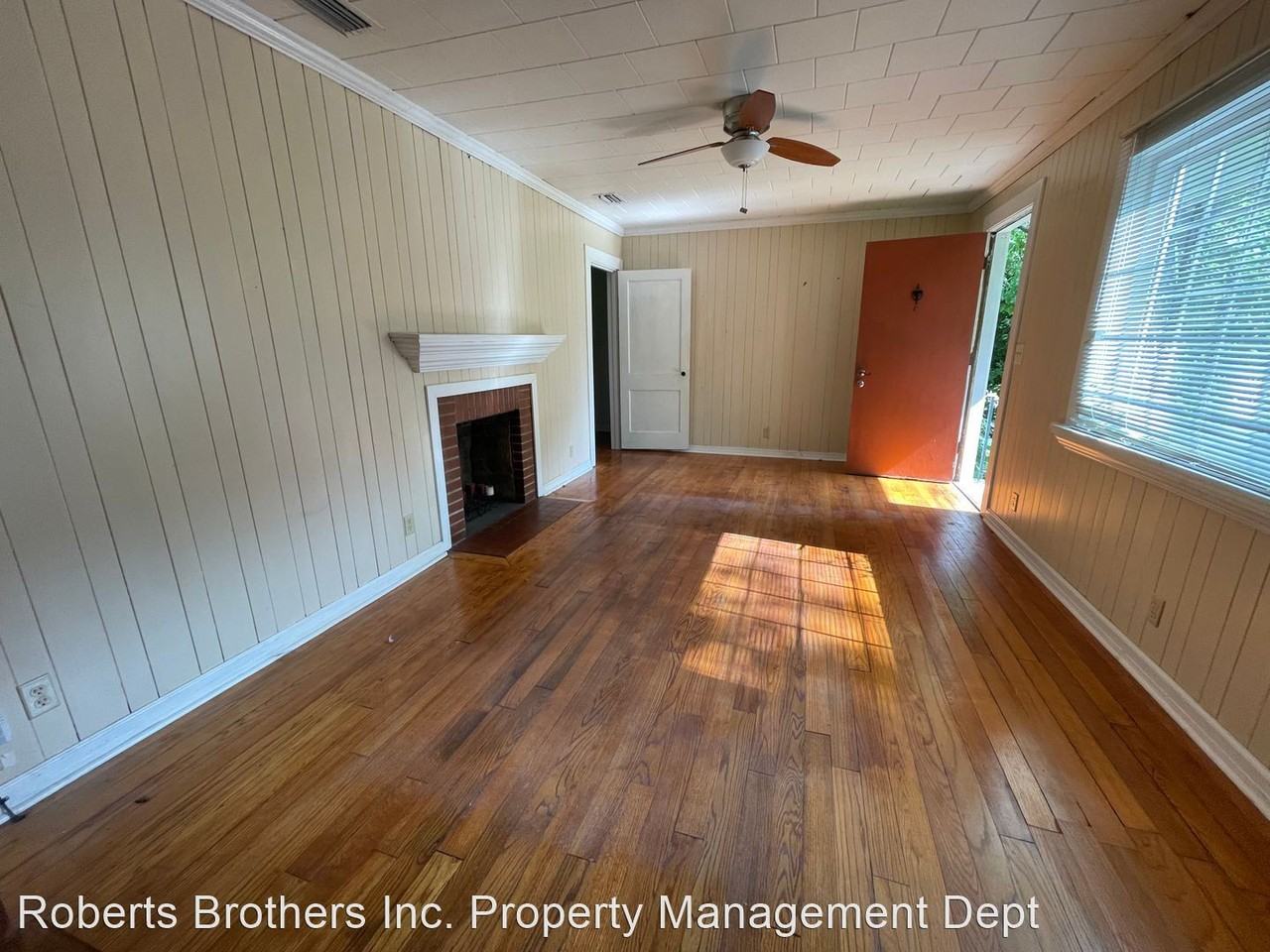 267 Border Dr E - Photo 2 of 12