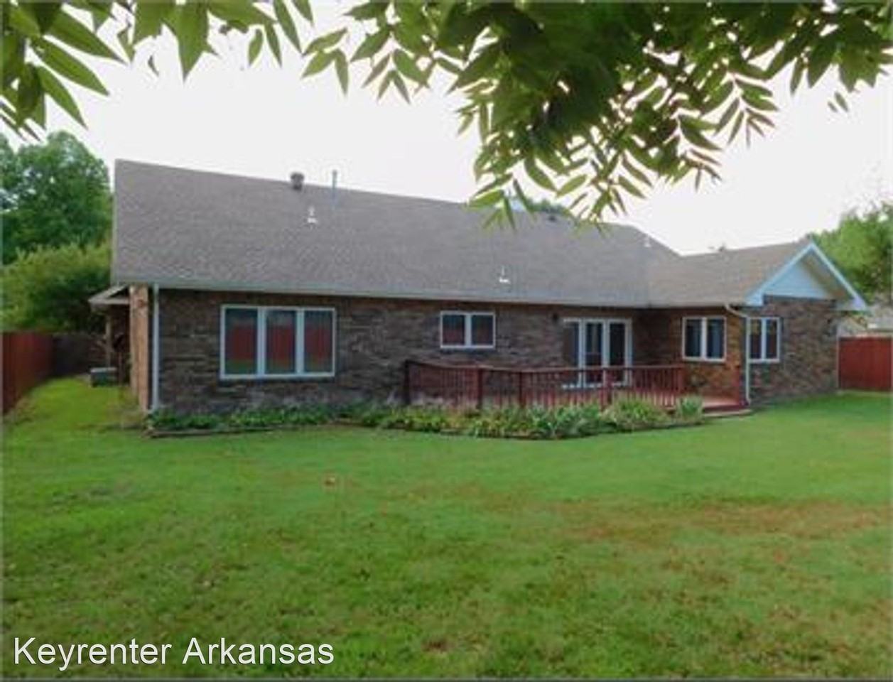 905 N Quail Ter - Photo 2 of 8