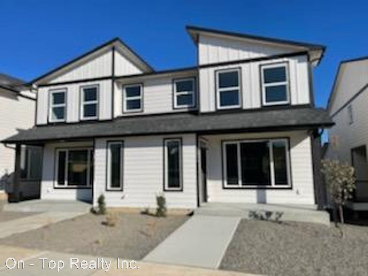 1005/1007 Greenfield Drive - Photo 2 of 21