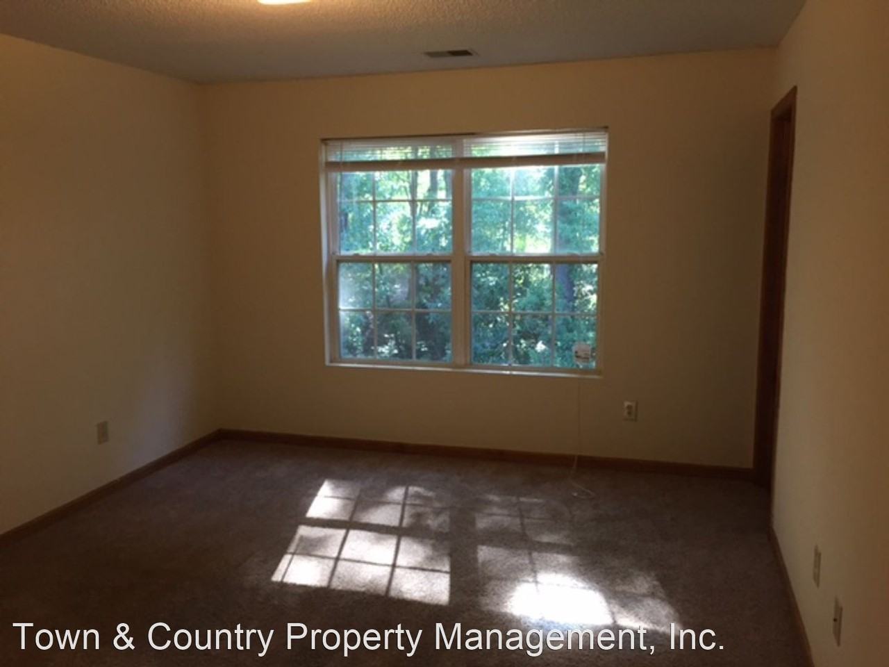 Hazelwood Court - Photo 2 of 16