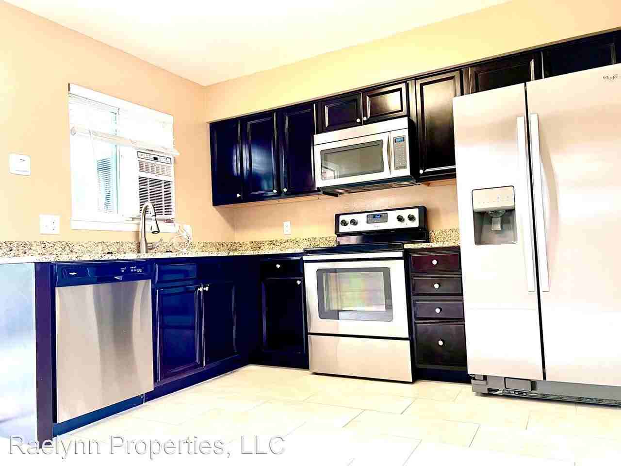 4514 Garrison St - Photo 2 of 7