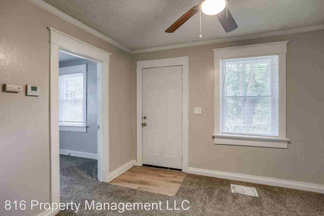 6931 Agnes Ave - Photo 3 of 23