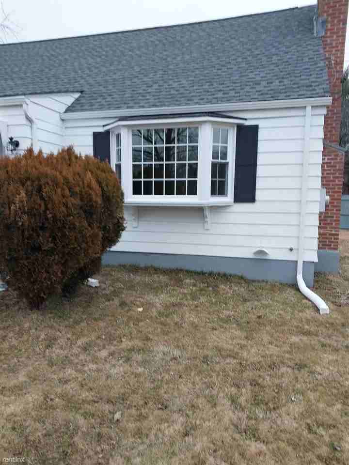 902 Plymouth St - Photo 2 of 45