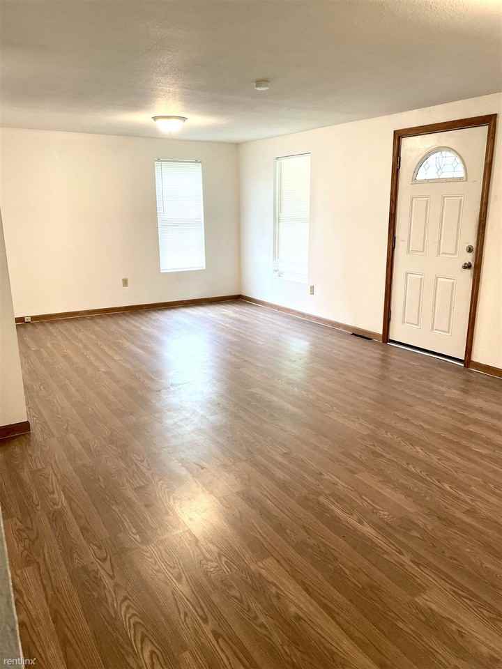 129 N Oxford Ave - Photo 3 of 13