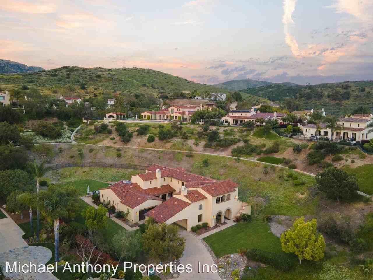 8110 Outlook Point Dr - Photo 2 of 50