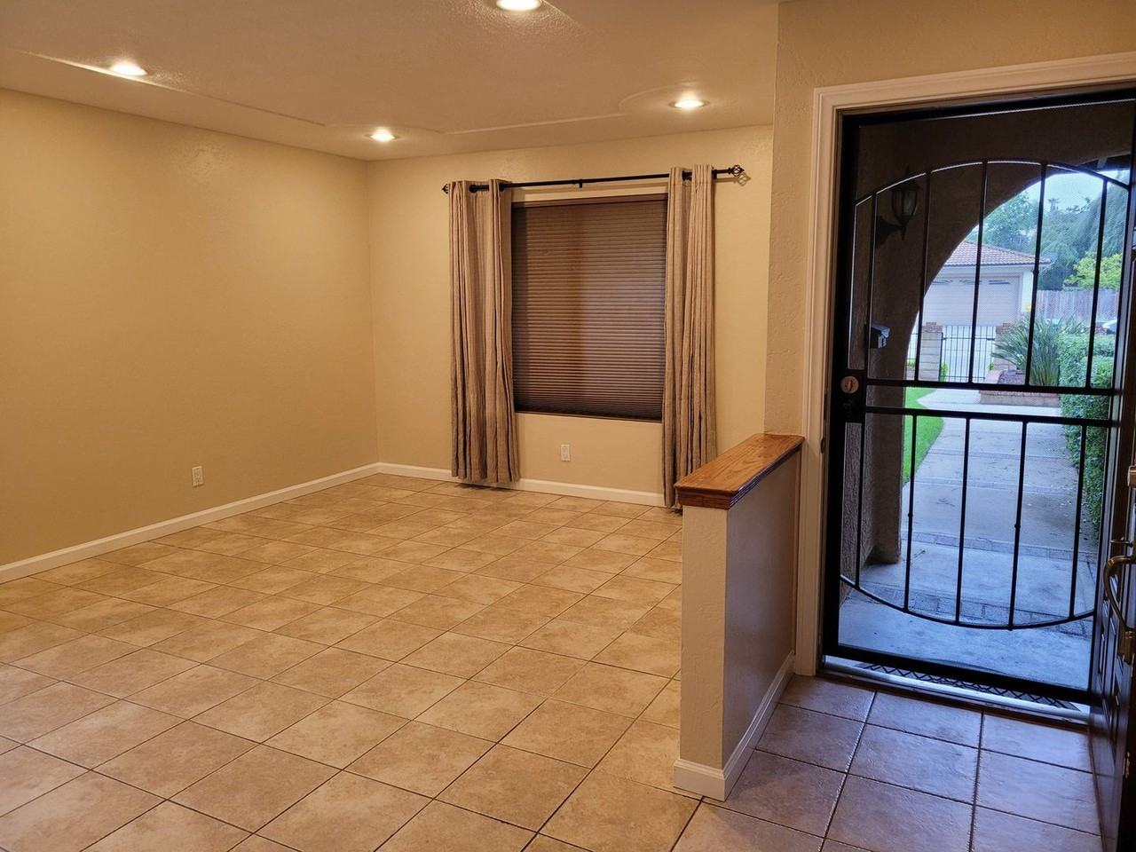 1452 Marjorie Ave - Photo 2 of 15