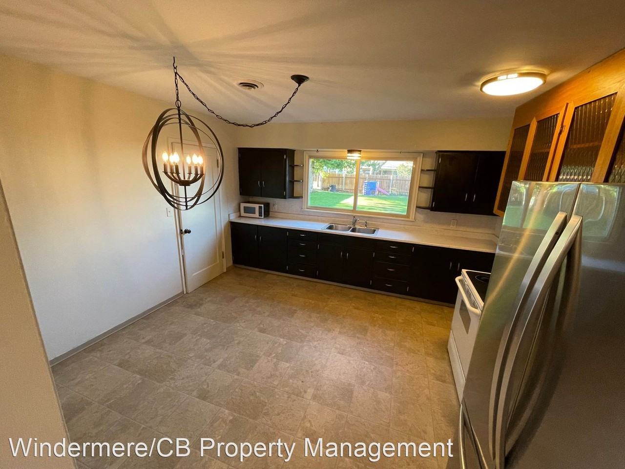 609 K St Sw - Photo 3 of 14