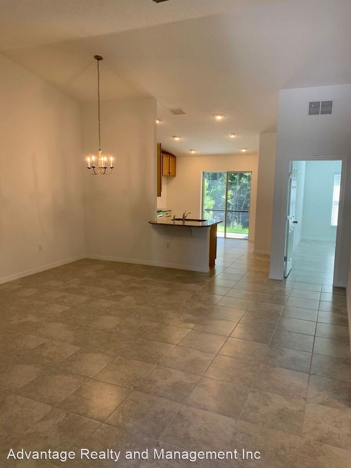 122 Plain View Drive A/B - Photo 2 of 22