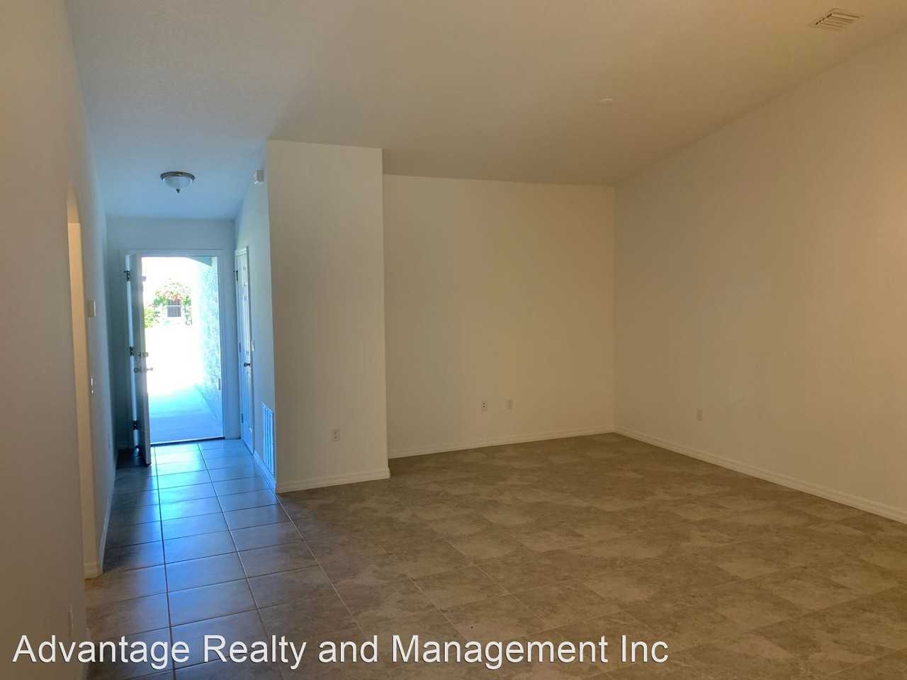 122 Plain View Drive A/B - Photo 3 of 22