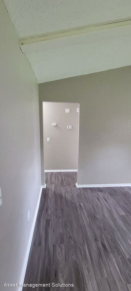 1112 Sw 77th Pl - Photo 3 of 36