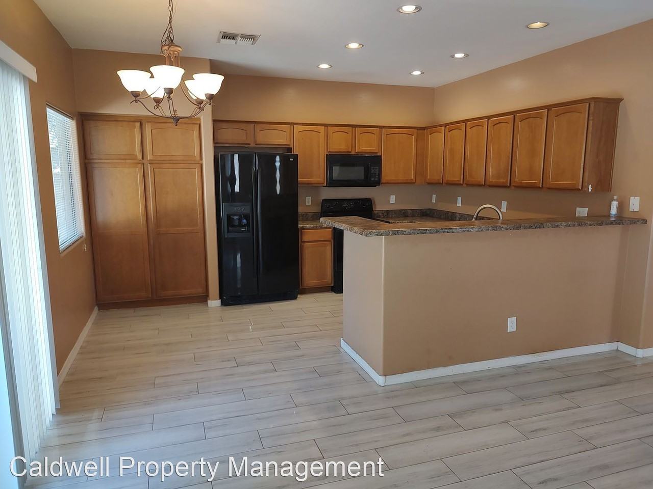 3965 W Roundabout Cir - Photo 2 of 16