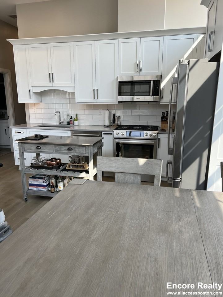 353 Summer St #101 - Photo 5 of 19