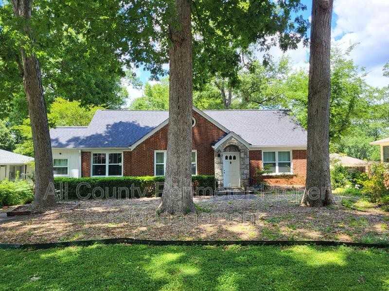 1706 Dyson Dr Ne - Photo 2 of 17