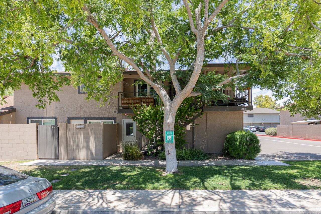 1207 N 84th Pl - Photo 2 of 21