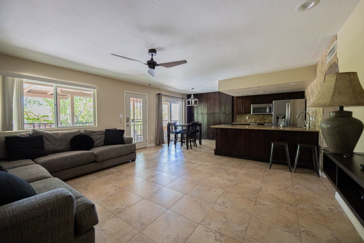 1207 N 84th Pl - Photo 7 of 21