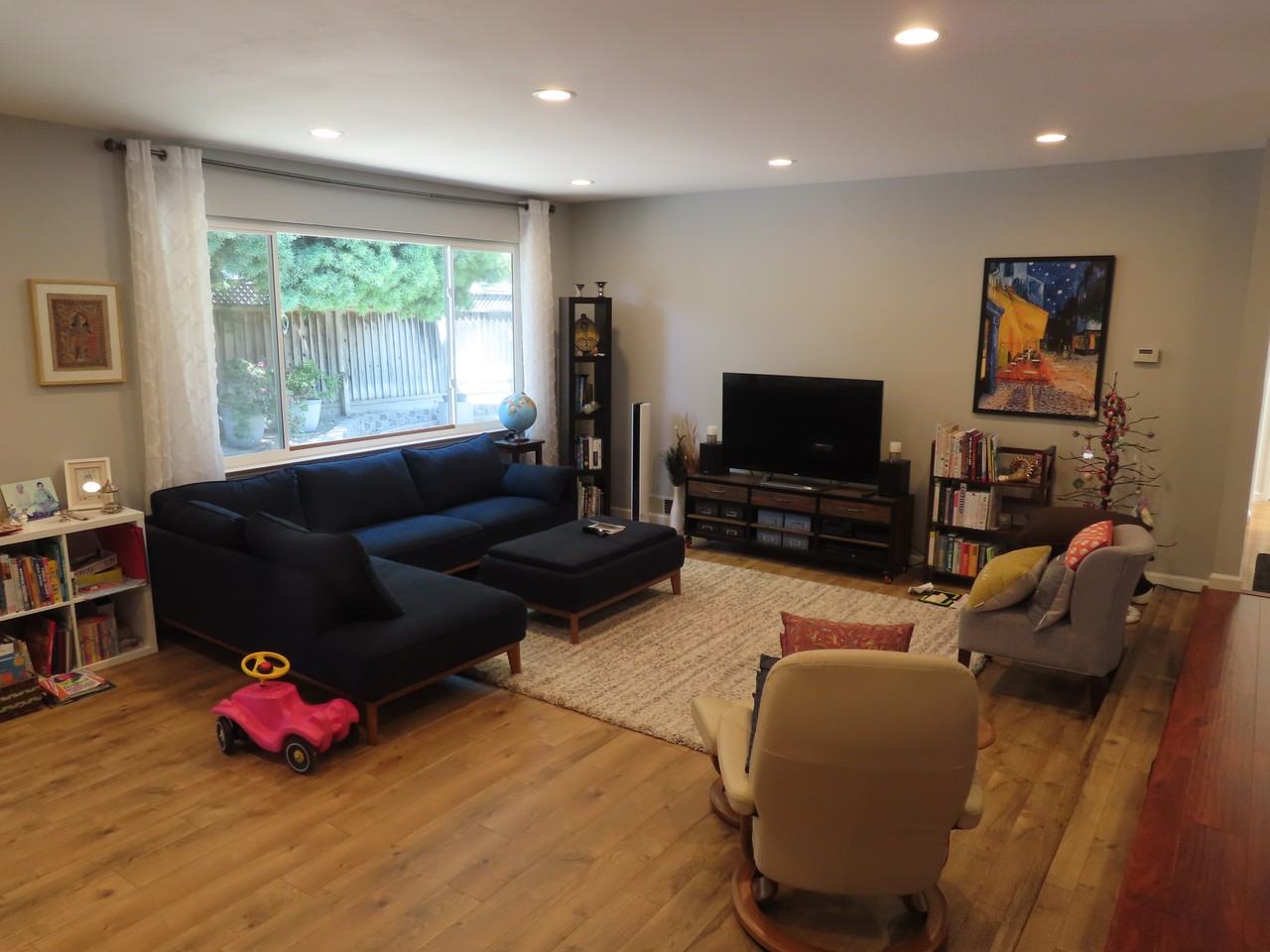 1093 Del Cambre Dr - Photo 2 of 7