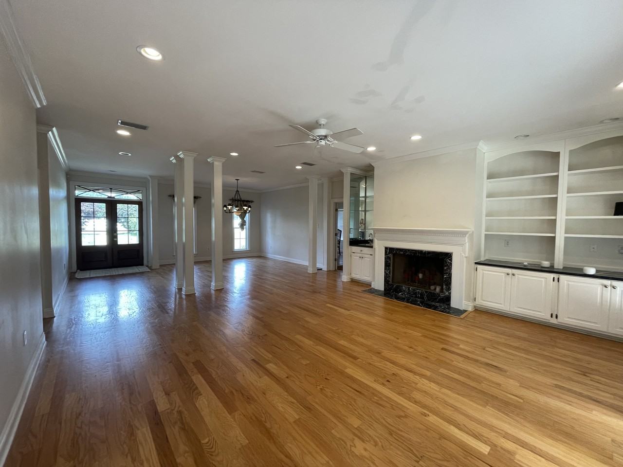 10744 Patriot Ln - Photo 2 of 17