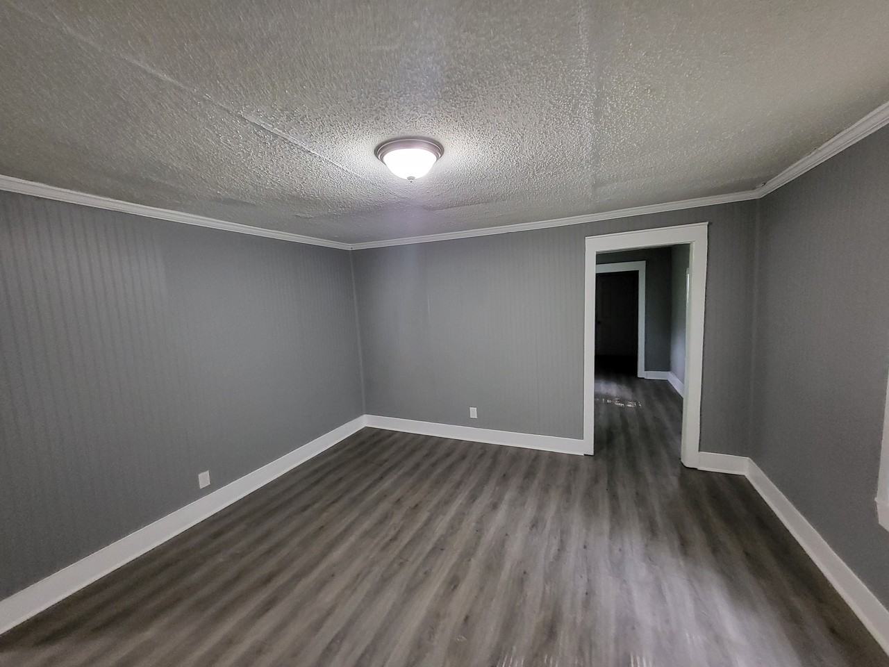 2137 Goff Ave - Photo 3 of 15