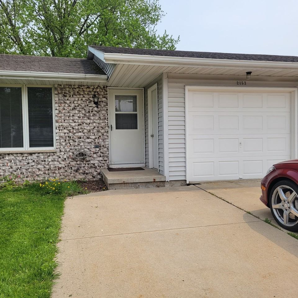 2153 True Ln - Photo 2 of 20