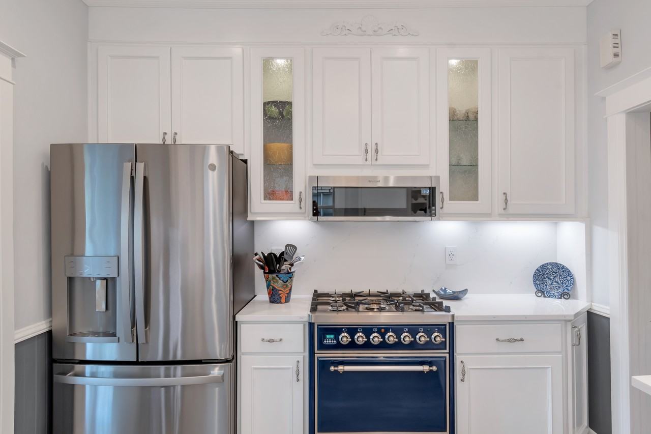 1015 S Corona St - Photo 3 of 45