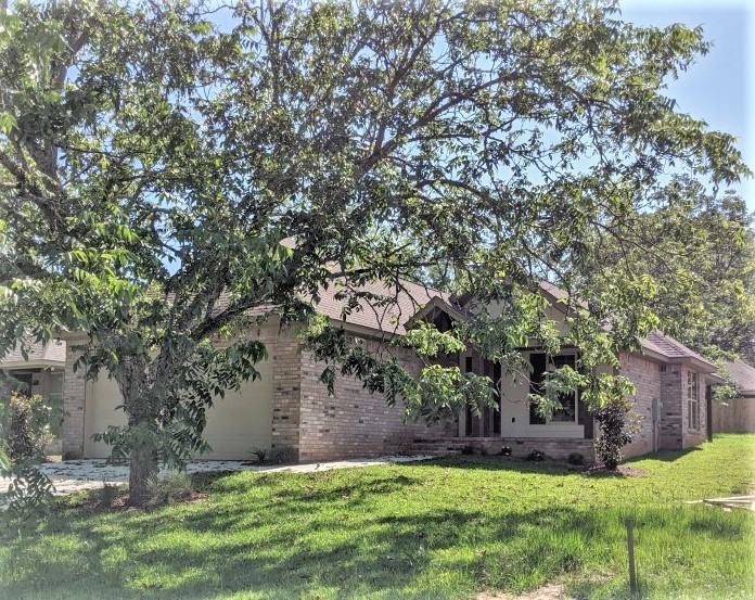 70 1st East St - Photo 2 of 28