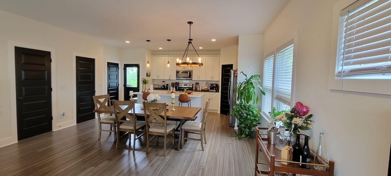 2613 Alpine Park Ave - Photo 3 of 22