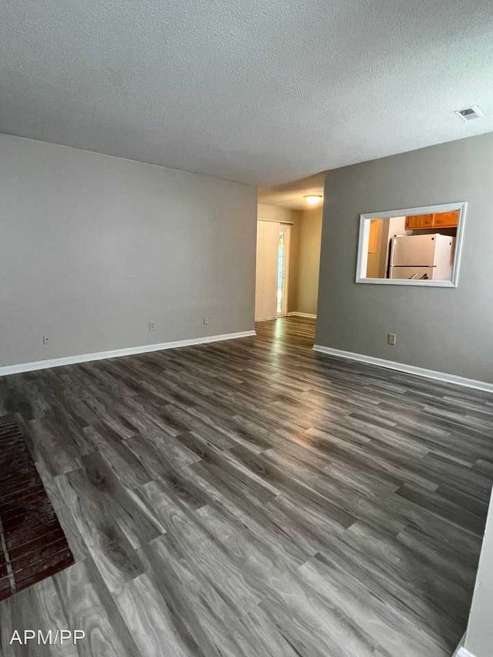 186 AB Dorchester Manor Blvd Apartments in North Charleston, SC 29420