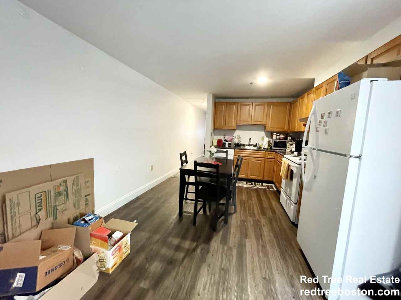 1 Pine St #B - Photo 5 of 28
