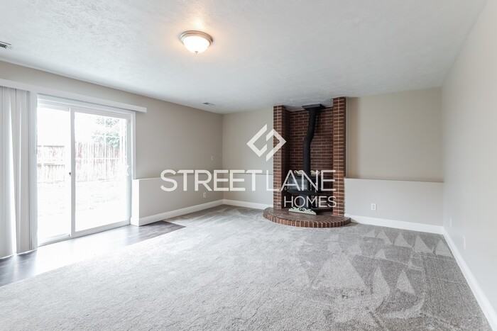 6614 S Cougar Ln - Photo 2 of 16