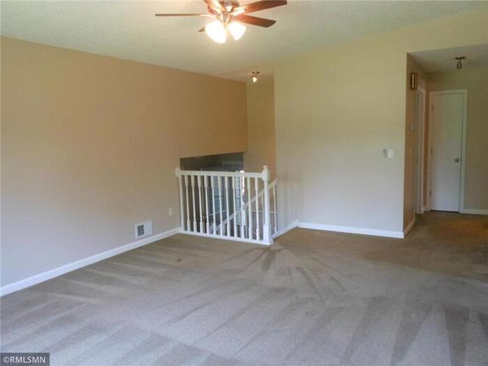 1701 143rd Ln Ne - Photo 2 of 19