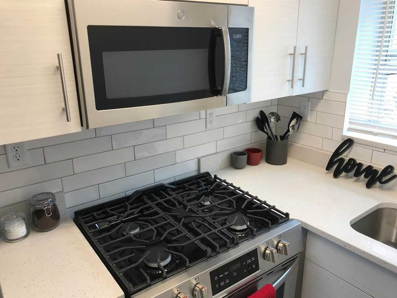 AVID - Photo 3 of 32