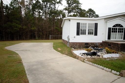 4715 Moye Cir - Photo 2 of 16