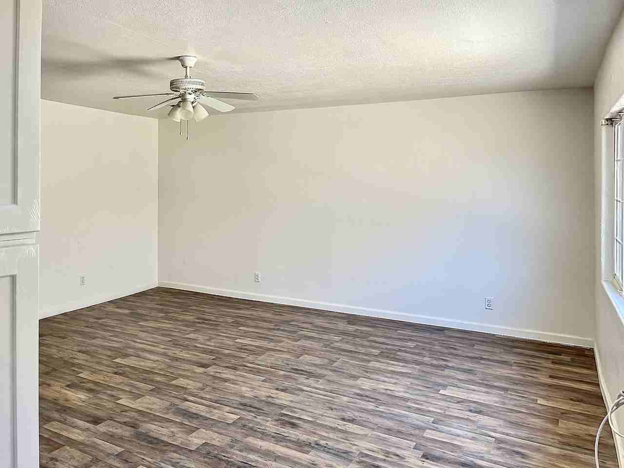 2203B Miller St #B - Photo 2 of 8