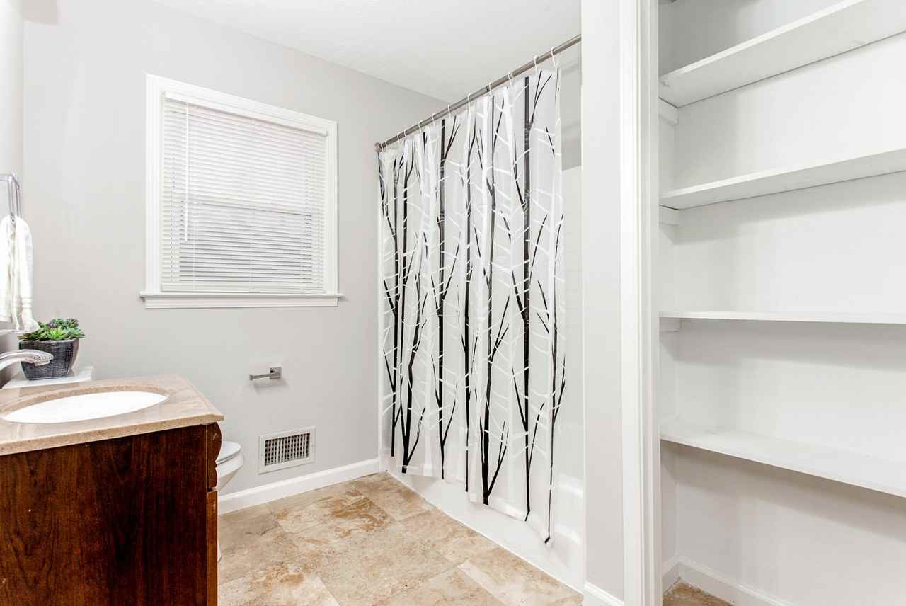 Forest Dr - Photo 7 of 11