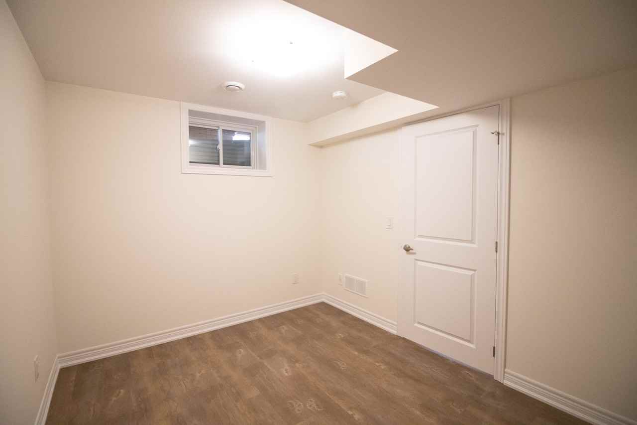 52 Viger Drive Lower Unit - Photo 2 of 11