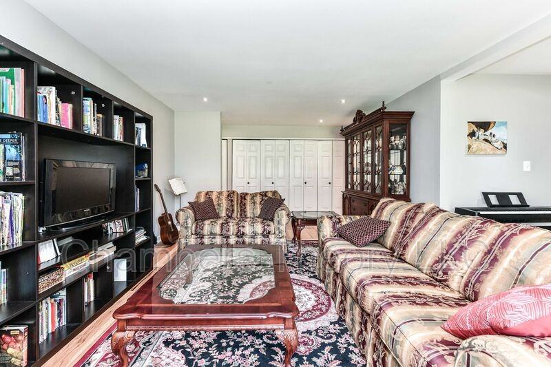 7802 Dassett Ct #T2 - Photo 5 of 29