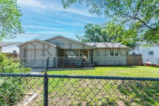 2322 S Vine St - Photo 1 of 1